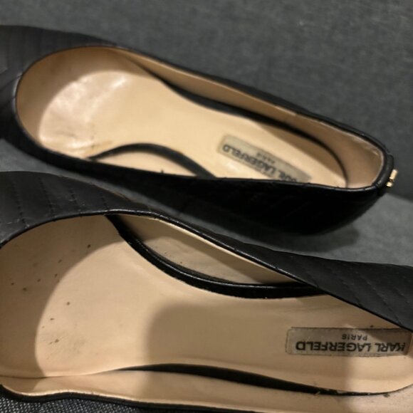 Karl Lagerfeld Chevron Leather Kitten Heel Pumps Size 7 - Picture 2 of 9
